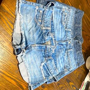 Set of American Eagle size 2 juniors 3 pair